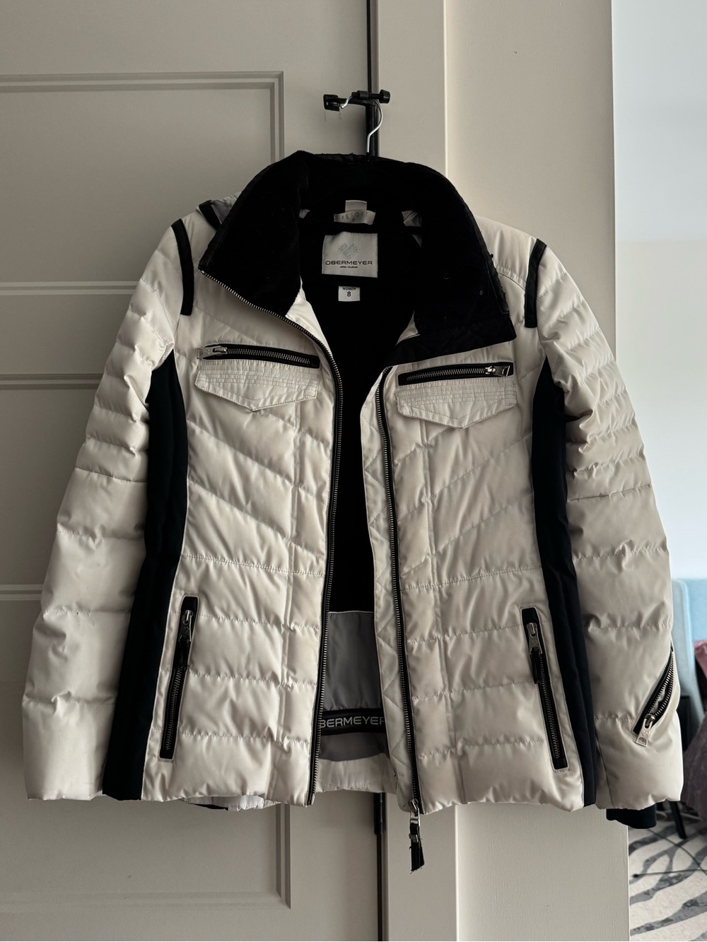 Obermeyer White and Black Quilted Puffer Jacket